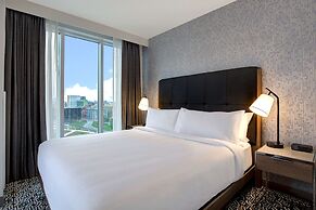 Homewood Suites by Hilton Montreal Downtown, QC