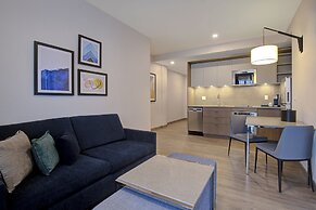 Homewood Suites by Hilton Montreal Downtown, QC