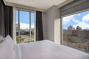 Homewood Suites by Hilton Montreal Downtown, QC