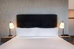 Homewood Suites by Hilton Montreal Downtown, QC