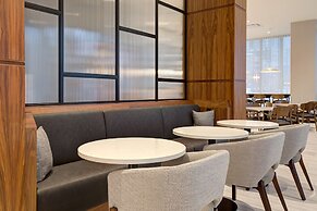 Homewood Suites by Hilton Montreal Downtown, QC