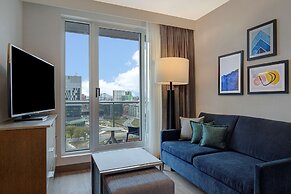 Homewood Suites by Hilton Montreal Downtown, QC