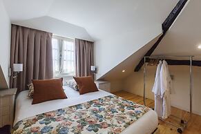 Duplex - Vintage House