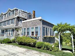 An English Garden Bed & Breakfast