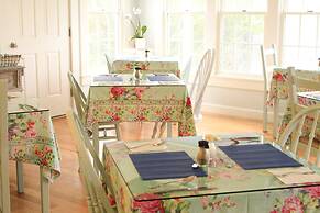 An English Garden Bed & Breakfast