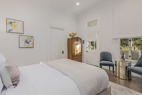 The George Luxury Boutique Inn