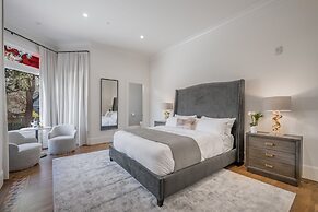 The George Luxury Boutique Inn