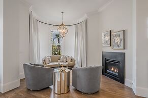 The George Luxury Boutique Inn