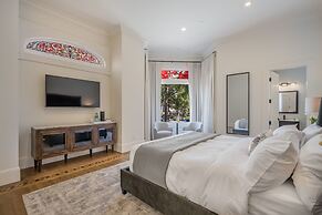 The George Luxury Boutique Inn