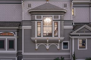 The George Luxury Boutique Inn