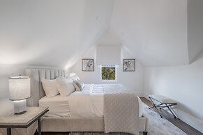 The George Luxury Boutique Inn