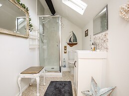 Corner Cottage