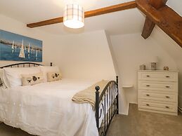 Under Acre Cottage