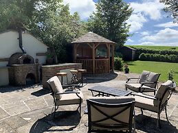 Under Acre Cottage
