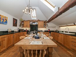 Under Acre Cottage