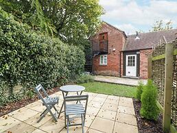 The Coach House Apartment