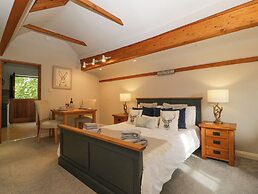 The Coach House Apartment