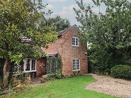 The Coach House Apartment