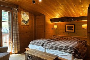 Magnifique Chalet Familial Pour 10 Personnes au Coeur de Nax