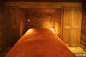 Magnifique Chalet Familial Pour 10 Personnes au Coeur de Nax