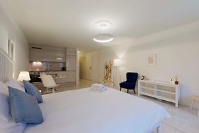 Da-da Gallery Appart - Modern and Luxury Studio in Boudry