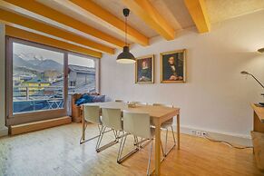 Cozy Penthouse in the old Town of Sion