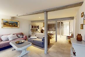 Beautiful Apartment in the Heart of the old City