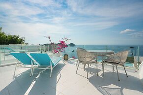 Loccal Collection Hotel