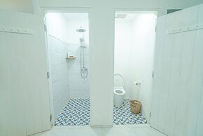 Loccal Collection Hotel