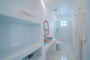 Loccal Collection Hotel