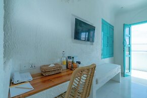 Loccal Collection Hotel