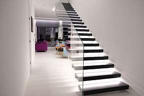 Lovely Design 4-bed Villa in Canedo de Basto