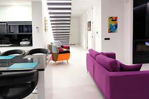 Lovely Design 4-bed Villa in Canedo de Basto