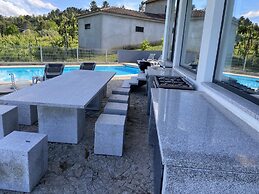 Lovely Design 4-bed Villa in Canedo de Basto