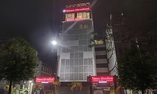 Treebo Premium Tahoora International