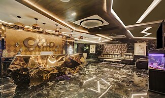 Treebo Premium Tahoora International