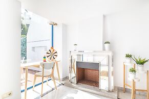 Marbella Pool House Gf55on sea Shore