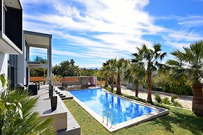 Adorno Luxury Villas