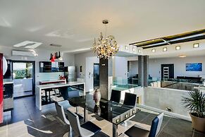 Adorno Luxury Villas