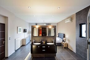 Adorno Luxury Villas