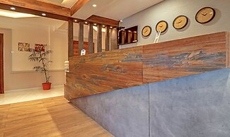 Treebo Rainbow Grand