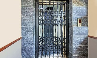 Treebo Rainbow Grand