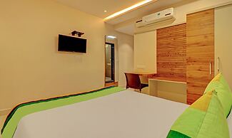 Treebo Rainbow Grand