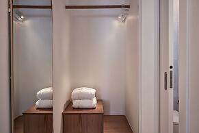 Brilliance Suites - Adults Only