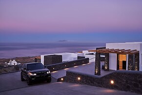 Brilliance Suites - Adults Only