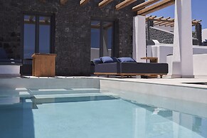 Brilliance Suites - Adults Only