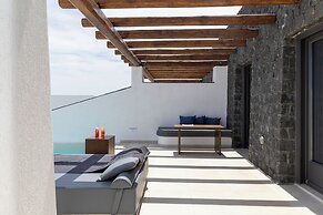 Brilliance Suites - Adults Only