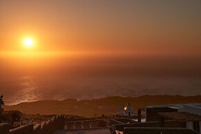 Brilliance Suites - Adults Only