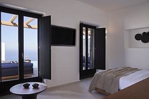 Brilliance Suites - Adults Only