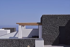 Brilliance Suites - Adults Only